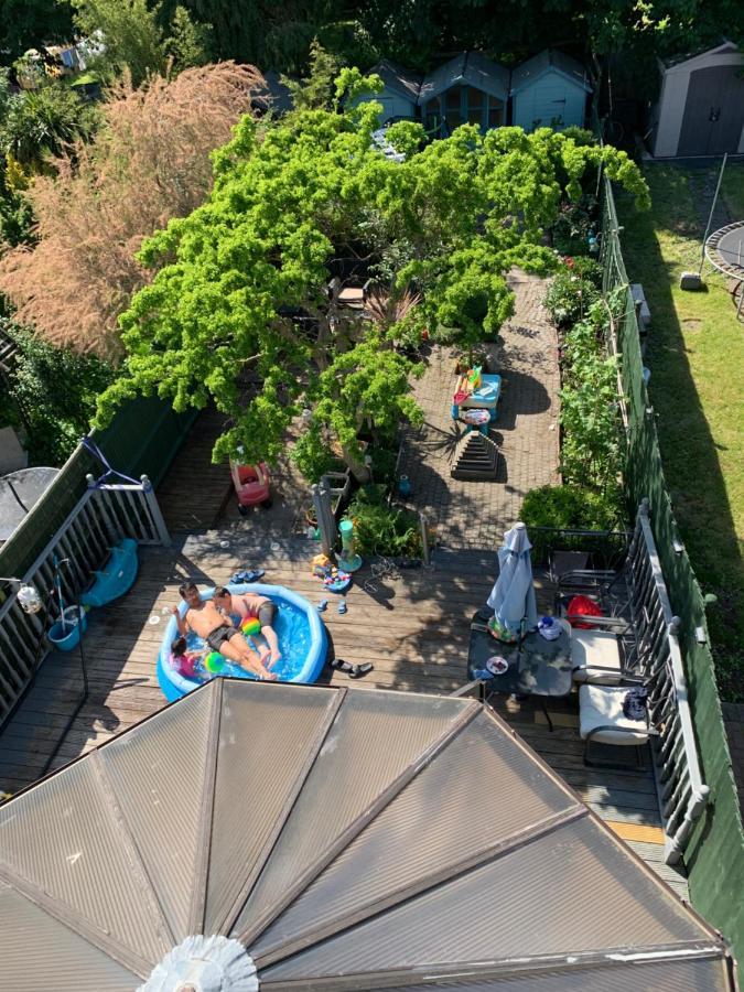 Baoyan Bed and Breakfast Londen Buitenkant foto