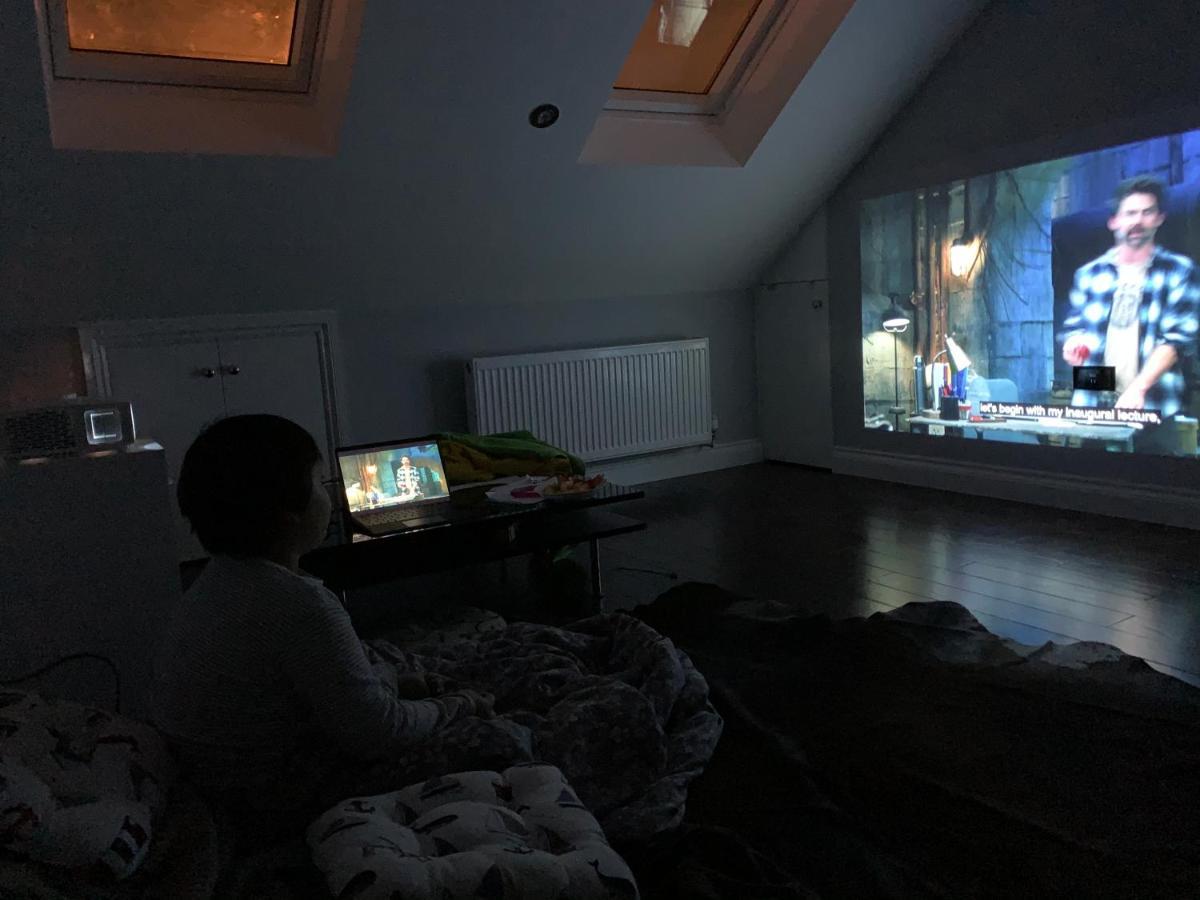 Baoyan Bed and Breakfast Londen Buitenkant foto